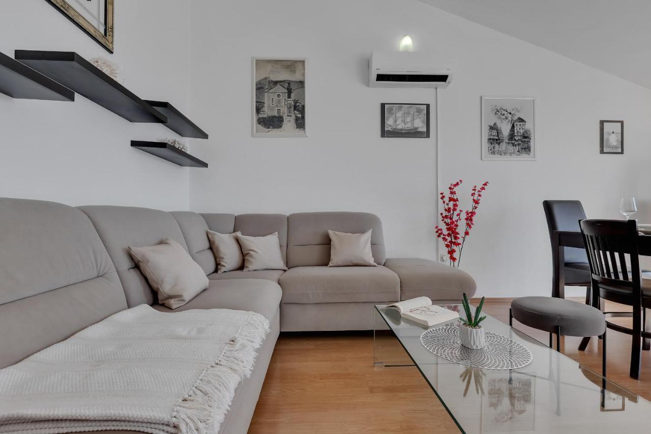 Apartman Sara Baska Voda Ngoại thất bức ảnh